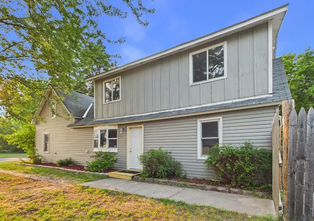 2nd image of 509 9th St Sw, Little Falls, MN 56345 | MLS# 7119558