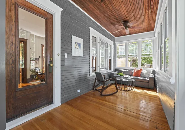 Photo 4 of Sale Pending at 4229 Aldrich Ave S, Minneapolis, MN 55409 | MLS# 7119563 | Listing updated on 2026-09-21