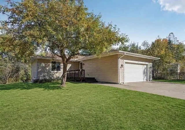 1st image of 17452 Hiawatha Beach Dr Ne, Andover, MN 55304 | MLS# 7119565