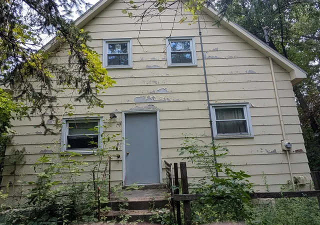 Photo 3 of Sale Pending at 28745 County 6 Blvd, Red Wing, MN 55066 | MLS# 7119573 | Listing updated on 2026-08-25