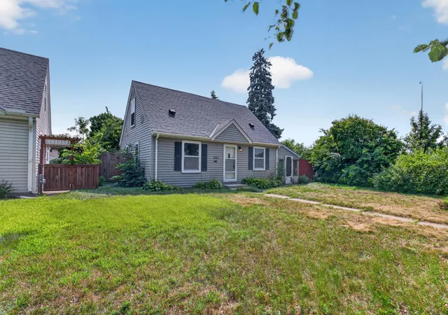 Photo 1 of Sale Pending at 5737 37th Avenue S, Minneapolis, MN 55417 | MLS# 7119574 | Listing updated on 2026-09-30