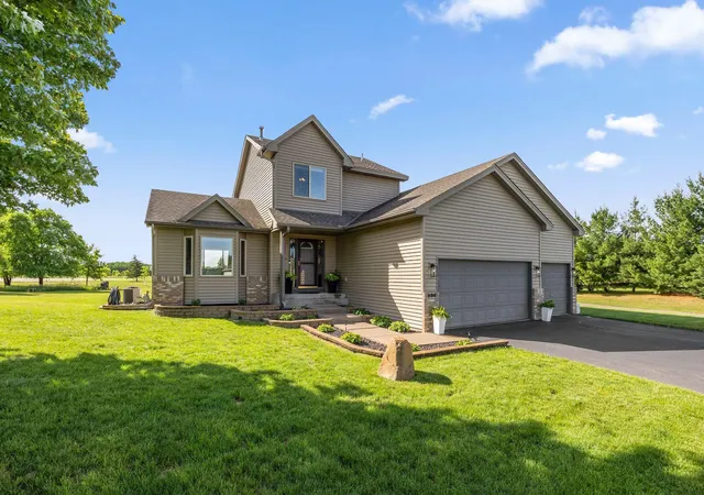 Photo 3 of Single family home for sale at 4886 241st Avenue Nw, Saint Francis, MN 55070 | MLS# 7119581 | Listing updated on 2026-09-13