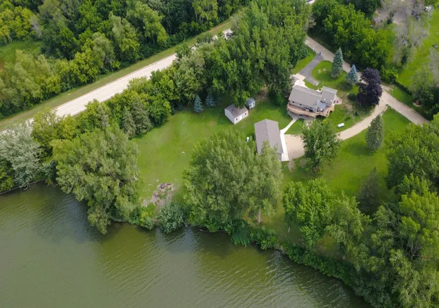 Single family home for sale at 20975 794th Avenue, Albert Lea, MN 56007 | MLS# 7119593