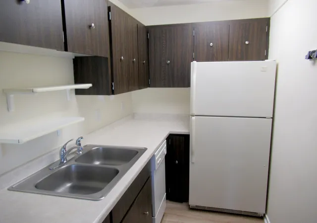 Photo 3 of Condo for sale at 4100 Parklawn Ave #218, Minneapolis, MN 55435 | MLS# 7119605 | Listing updated on 2026-09-14