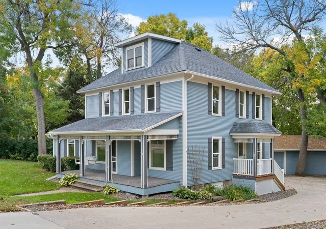 Photo 1 of Multi family home for sale at 405 Lake Blvd S, Buffalo, MN 55313 | MLS# 7119689 | Listing updated on 2026-10-08
