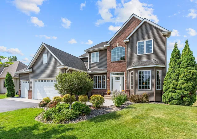 2nd image of 1126 Hudson Trl, Hugo, MN 55038 | MLS# 7119696