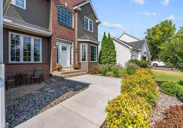 Photo 3 of Sale Pending at 1126 Hudson Trl, Hugo, MN 55038 | MLS# 7119696 | Listing updated on 2026-09-03
