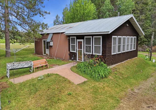 3rd image of 27679 Splithand Rd, Grand Rapids, MN 55744 | MLS# 7119741