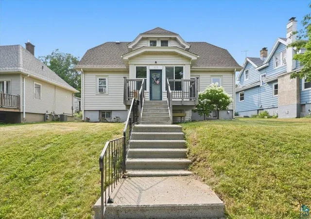 1st image of 629 Spear Ave, Duluth, MN 55803 | MLS# 7119754