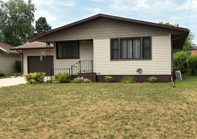 1st image of 1431 7th St N, Wahpeton, ND 58075 | MLS# 7119763