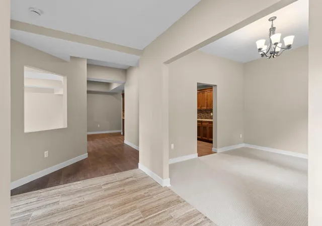 Photo 4 of Single family home for sale at 5160 Bald Eagle Ave, Saint Paul, MN 55110 | MLS# 7119767 | Listing updated on 2026-10-28