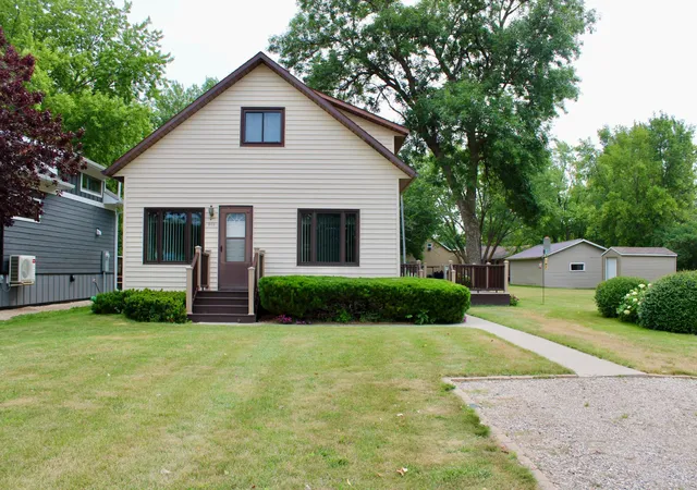 Photo 2 of Sale Pending at 508 Main St, Oklee, MN 56742 | MLS# 7119803 | Listing updated on 2026-08-31