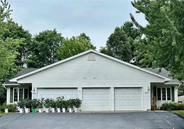 1st image of 2250 2252 Frank St, Eau Claire, WI 54703 | MLS# 7119824