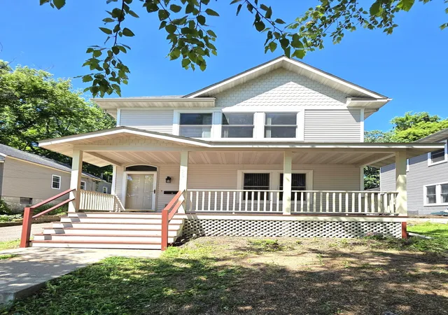 Photo 1 of Single family home for sale at 675 Otsego St, Saint Paul, MN 55130 | MLS# 7119873 | Listing updated on 2026-08-01
