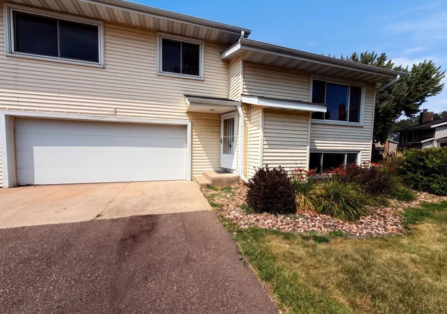 Photo 1 of Single family home for sale at 16066 Foliage Ave W, Rosemount, MN 55068 | MLS# 7119877 | Listing updated on 2026-09-17