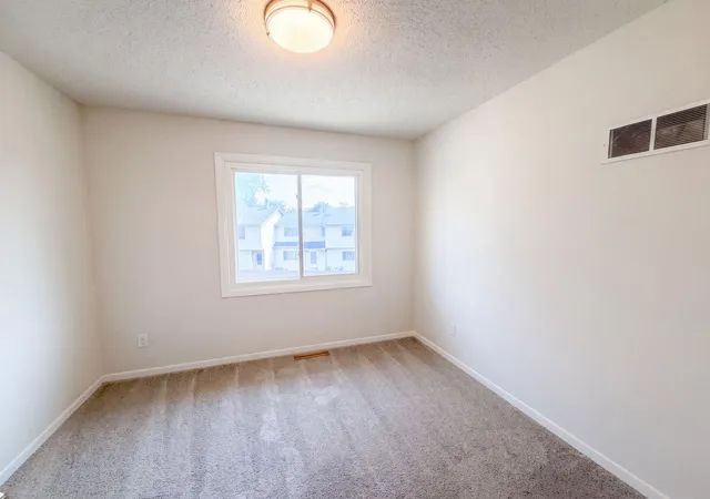Photo 3 of Single family home for sale at 16066 Foliage Ave W, Rosemount, MN 55068 | MLS# 7119877 | Listing updated on 2026-09-25