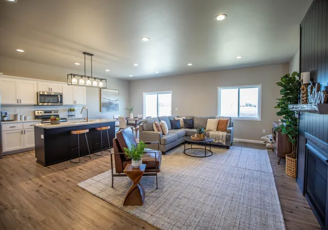 Photo 3 of Single family home for sale at 7102 65th Street S, Horace, ND 58047 | MLS# 7119899 | Listing updated on 2026-08-04