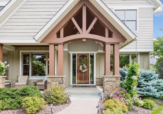 Photo 3 of Sale Pending at 15700 55th Avenue N, Minneapolis, MN 55446 | MLS# 7119902 | Listing updated on 2026-08-31