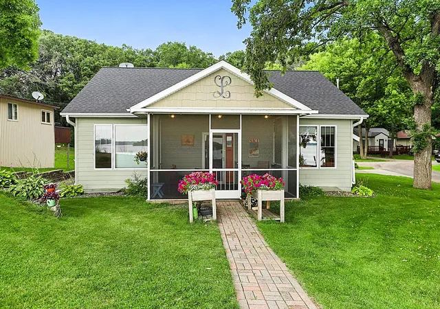 Photo 2 of Single family home for sale at 28471 Cliffwood Rd, Paynesville, MN 56362 | MLS# 7119909 | Listing updated on 2026-09-04