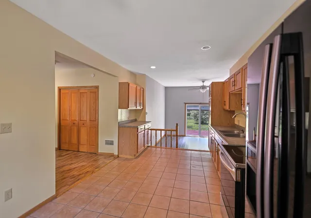 Photo 4 of Single family home for sale at 7044 Godfrey Lake Rd, Siren, WI 54872 | MLS# 7119960 | Listing updated on 2026-08-27
