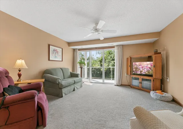 Listing Photo 5 - Condo for sale in building located at 13670 Carrach Ave, Rosemount, MN 55068 - Unit #208