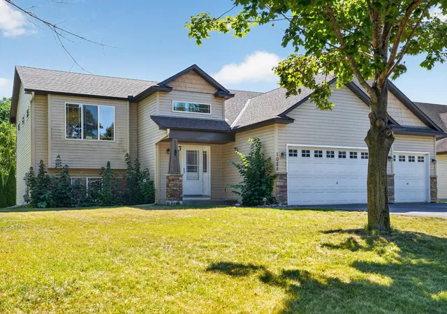 Photo 2 of Single family home for sale at 1088 161st Lane Nw, Andover, MN 55304 | MLS# 7119981 | Listing updated on 2026-09-16