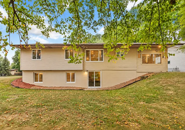 Photo 4 of Single family home for sale at 10250 Boundary Crk Ter, Maple Grove, MN 55369 | MLS# 7119987 | Listing updated on 2026-09-16