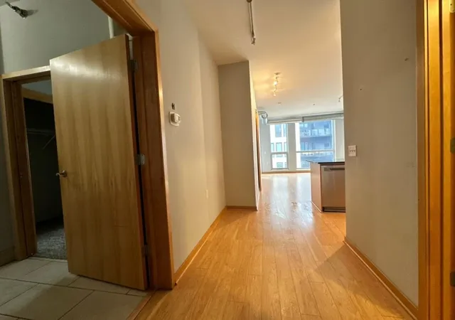 Photo 3 of Condo for sale at 1211 Lagoon Ave #405, Minneapolis, MN 55408 | MLS# 7120003 | Listing updated on 2026-10-07