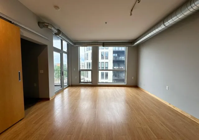Photo 4 of Condo for sale at 1211 Lagoon Ave #405, Minneapolis, MN 55408 | MLS# 7120003 | Listing updated on 2026-10-07