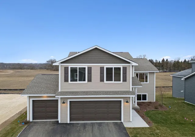 Photo 1 of Single family home for sale at 2157 Westpointe Dr, Hastings, MN 55033 | MLS# 7120014 | Listing updated on 2026-08-02