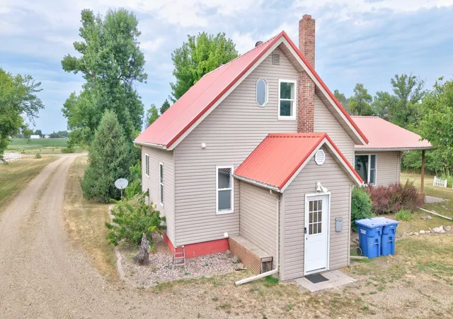 Photo 2 of Single family home for sale at 12720 45th Street SE, Fingal, ND 58031 | MLS# 7120016 | Listing updated on 2026-09-04