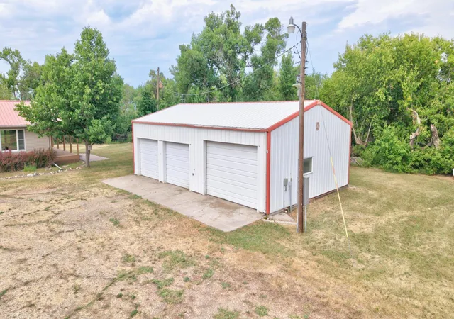 Photo 3 of Single family home for sale at 12720 45th Street SE, Fingal, ND 58031 | MLS# 7120016 | Listing updated on 2026-09-04