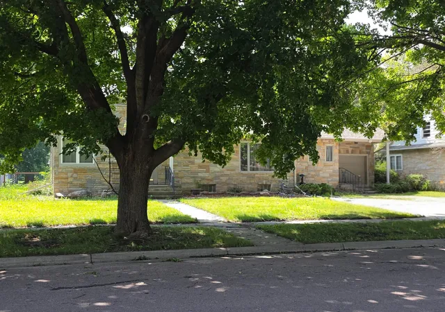 1st image of 409 N Prairie St, Sherburn, MN 56171 | MLS# 7120028