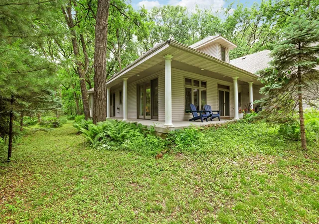 Photo 3 of Sale Pending at 17 Baillon Ln, Lakeland, MN 55043 | MLS# 7120060 | Listing updated on 2026-09-02