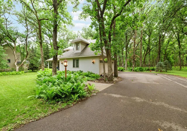 Photo 4 of Sale Pending at 17 Baillon Ln, Lakeland, MN 55043 | MLS# 7120060 | Listing updated on 2026-09-02