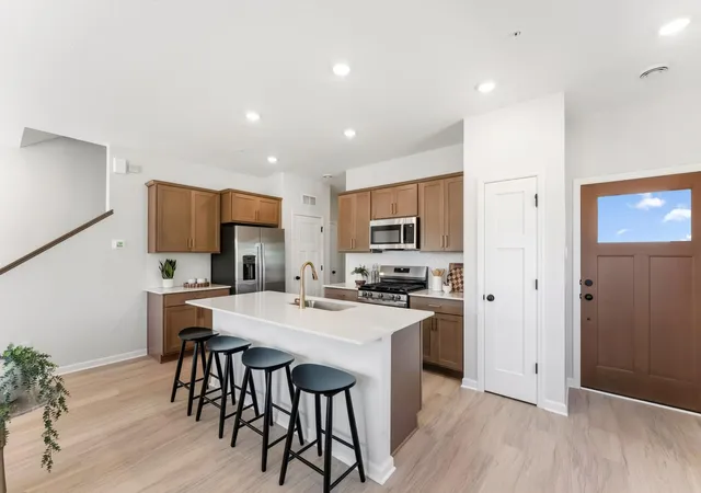 3rd image of 681 Tulare Ter, Newport, MN 55055 | MLS# 7120065