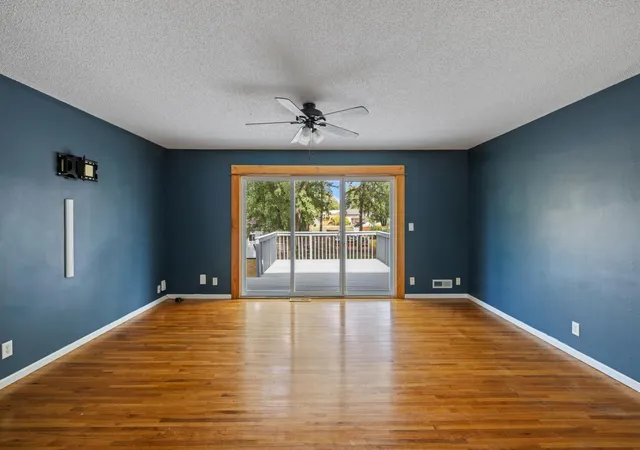 Photo 3 of Single family home for sale at 893 Whitney Dr, Apple Valley, MN 55124 | MLS# 7120069 | Listing updated on 2026-09-19