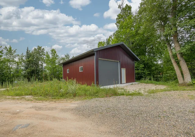 Photo 3 of Single family home for sale at 1694 Buckshot Trl Nw, Hackensack, MN 56452 | MLS# 7120098 | Listing updated on 2026-08-29