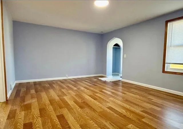 4th image of 714 S Elm St, Lamberton, MN 56152 | MLS# 7120113