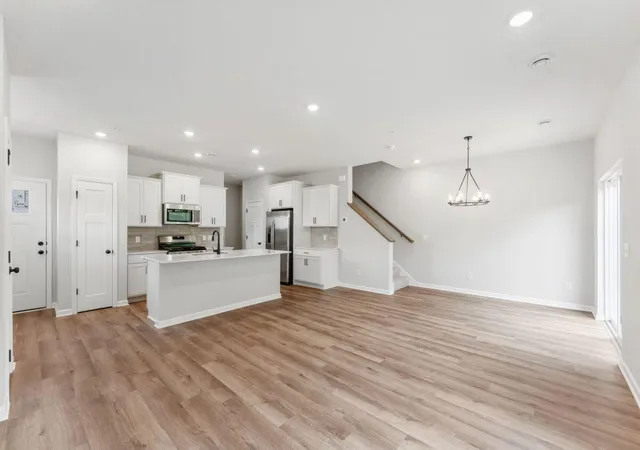 4th image of 671 Tulare Ter, Newport, MN 55055 | MLS# 7120118