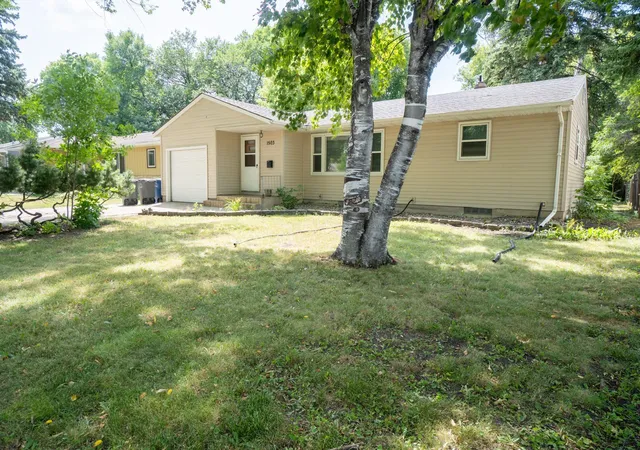 2nd image of 1503 15th St S, Moorhead, MN 56560 | MLS# 7120124