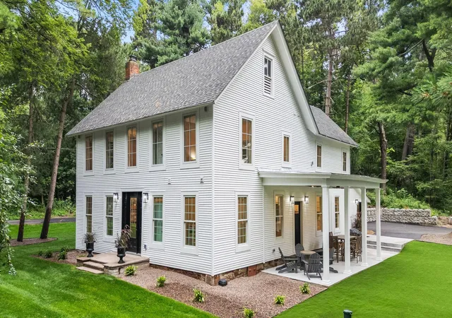 Photo 4 of Single family home for sale at 1010 Spring St, Somerset, WI 54025 | MLS# 7120128 | Listing updated on 2026-09-16