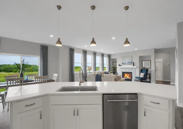 Photo 4 of Sale Pending at 10523 Mcgregor Blvd, Saint Paul, MN 55129 | MLS# 7120146 | Listing updated on 2026-08-01