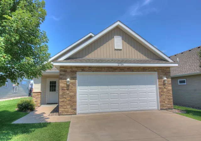 Photo 1 of Single family home for sale at 2734 Ridgeview Dr, Red Wing, MN 55066 | MLS# 7120154 | Listing updated on 2026-09-23