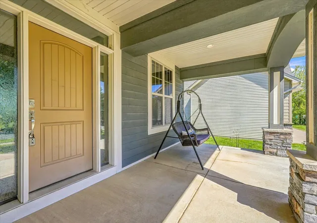 Photo 3 of Single family home for sale at 17256 64th Place N, Maple Grove, MN 55311 | MLS# 7120156 | Listing updated on 2026-09-15