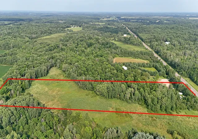 2nd image of 9311 Beroun Crossing Rd, Brook Park, MN 55007 | MLS# 7120168