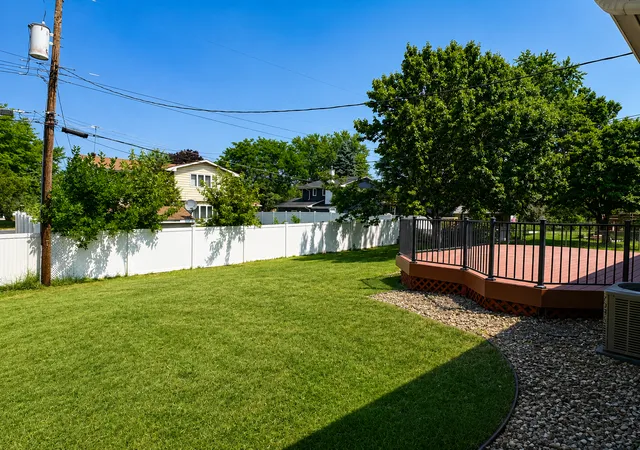 Photo 3 of Sale Pending at 6116 Oakwood Rd, Saint Paul, MN 55125 | MLS# 7120189 | Listing updated on 2026-09-01