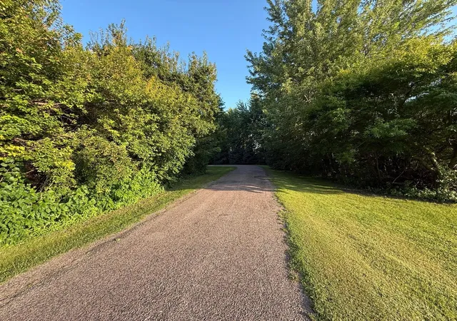 Photo 3 of Single family home for sale at 310 D Scholten Dr, Steen, MN 56173 | MLS# 7120191 | Listing updated on 2026-08-03