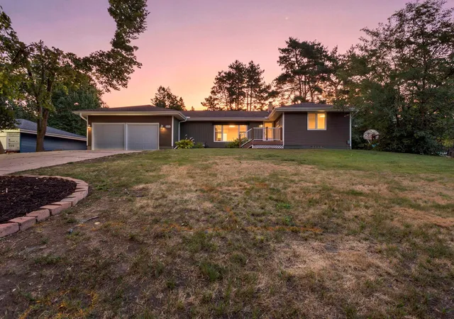 Photo 23 of Sale Pending at 13709 Thomas Ave S, Burnsville, MN 55337 | MLS# 7120201 | Listing updated on 2026-08-24