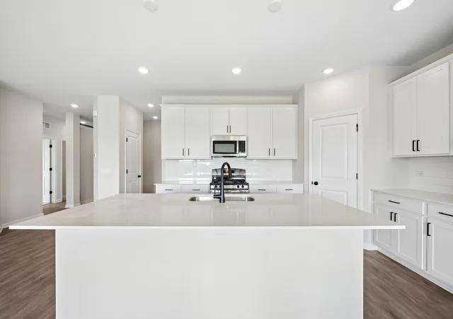 2nd image of 7110 Landau Ave Ne, Albertville, MN 55301 | MLS# 7120212